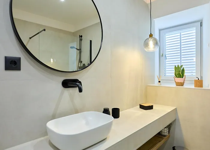 Iza Grada * ドゥブロブニク